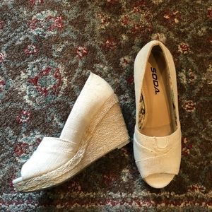 REDUCED! SODA OPEN TOE WEDGE NWOT (#1-04092020)